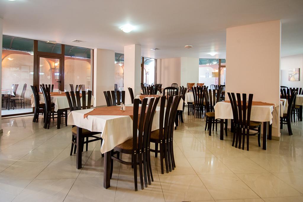 South Beach Hotel - New Management And Free Beach Access Tsarevo Exterior photo