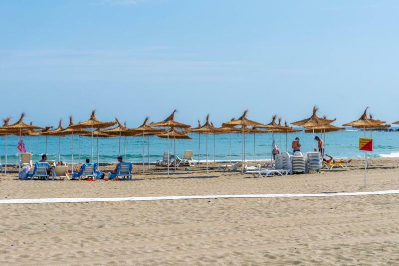 South Beach Hotel - New Management And Free Beach Access Tsarevo Exterior photo